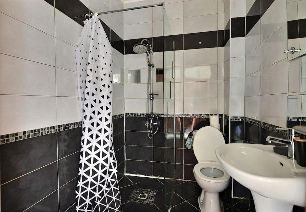 Appartement Charmant Tres Proche Centre-Ville, Parking Gratuits, Mulhouse Centre 外观 照片